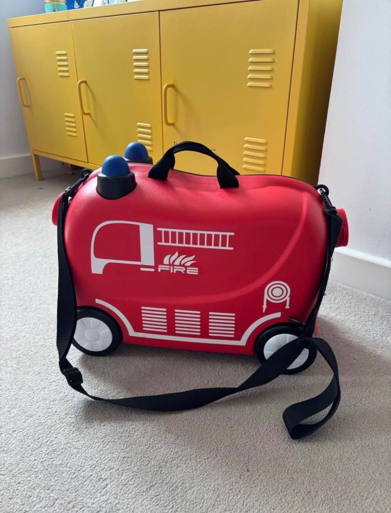 Children's Fire Engine Ride-On Suitcase – Good Condition