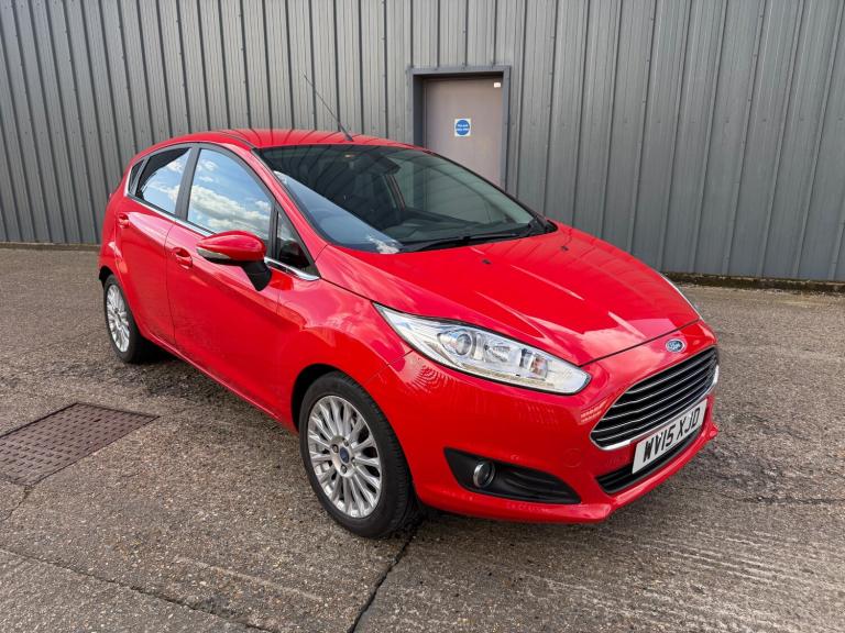 2015 Ford Fiesta 1.0 EcoBoost Titanium 5dr HATCHBACK Petrol Manual