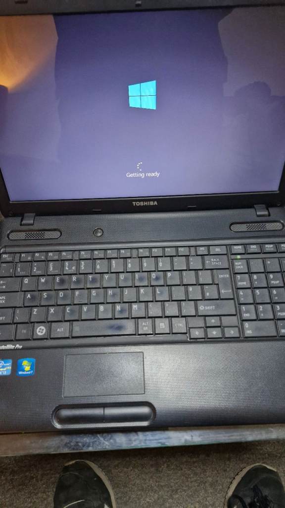 Toshiba satellite pro Laptop C660 on win 10