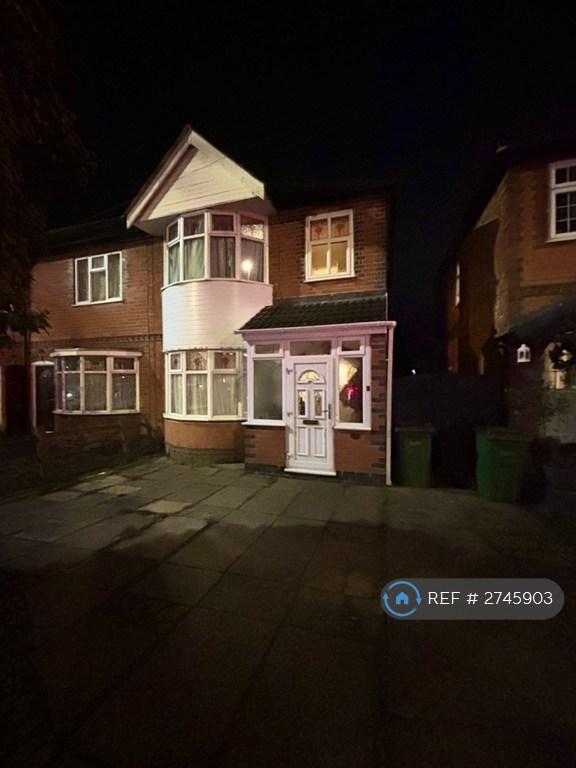 3 bedroom house in Harborough Road, Oadby, Leicester, LE2 (3 bed) (#2745903)