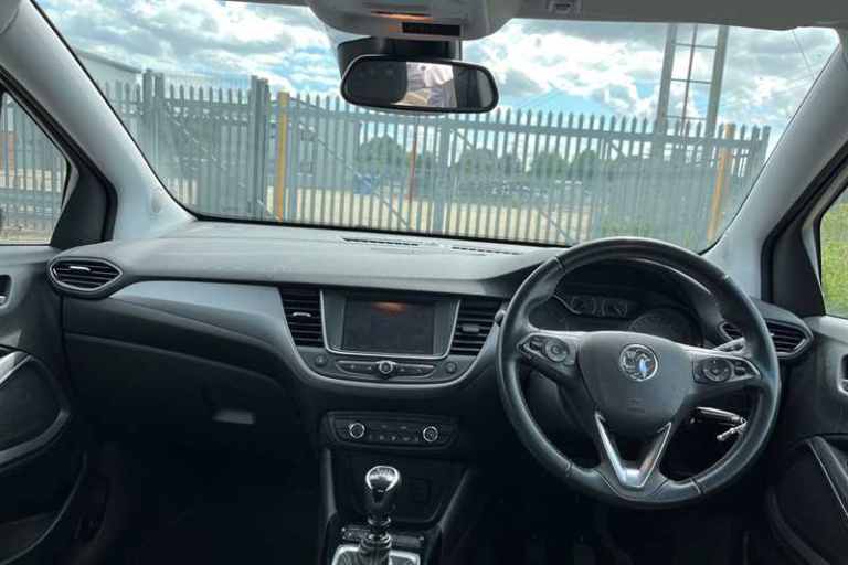 2022 Vauxhall Crossland 1.2 Turbo Design SUV 5dr Petrol Manual Euro 6 (s/s) (110 ps) SUV Petrol M...