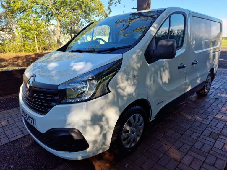 2015 Renault Trafic 1.6 dCi 27 Business+ Panel Van 5dr Diesel Manual SWB Standard Roof Euro 5 ( P...