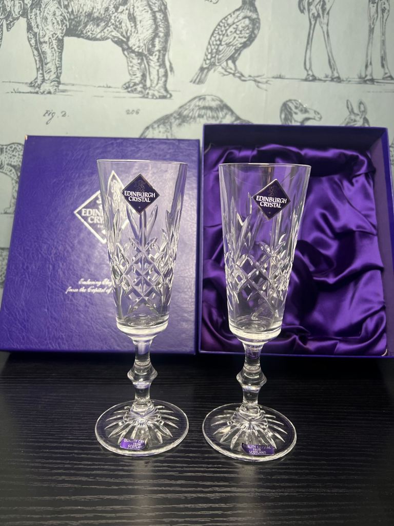 VINTAGE Edinburgh Crystal Toasting Glasses – Pair – Original Box – QUALITY
