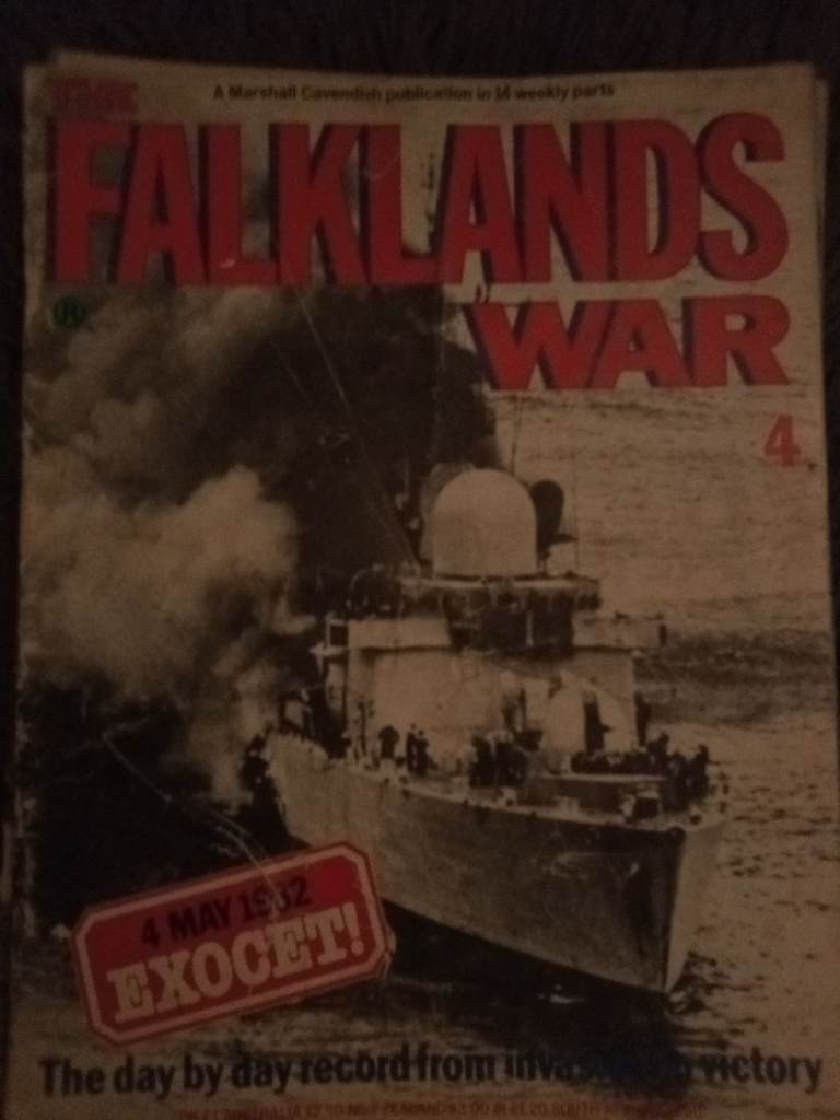 Falklands war magazine x8 1982