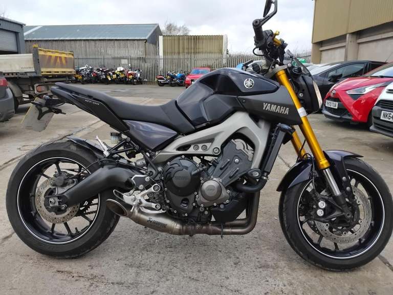 2015 15 YAMAHA MT-09 CLEAN SERVICE HISTORY MT09 MT 09 NAKED NEW MOT 900