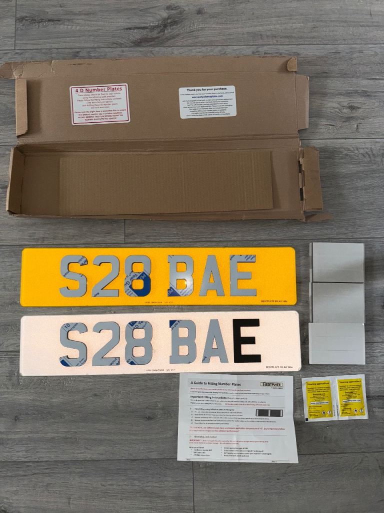 Private number plate s28 bae 