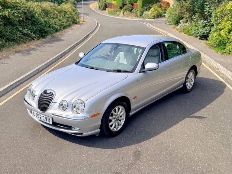 2002 52 JAGUAR S-TYPE 3.0 V6 SE // SALOON // PETROL // AUTOMATIC (259 G/KM, 240