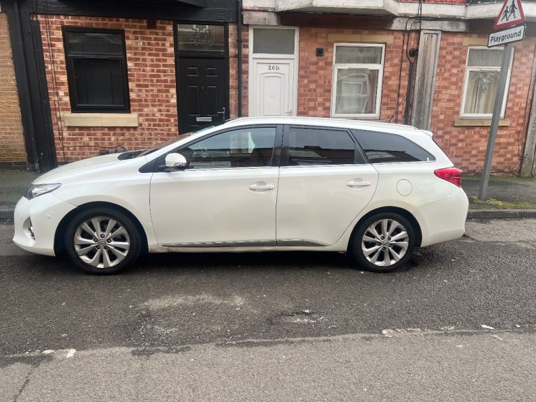 Toyota, AURIS, Estate, 2015, Other, 1798 (cc), 5 doors