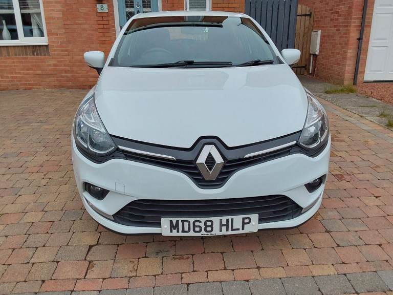 Renault, CLIO, Hatchback, 2019, Manual, 1461 (cc), 5 doors