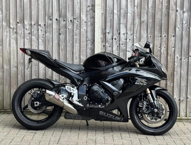 SUZUKI GSXR 600 K9 2009 (59) SUPER SPORT + TRIBAL EDITION + 5,700 MILES FORM NEW