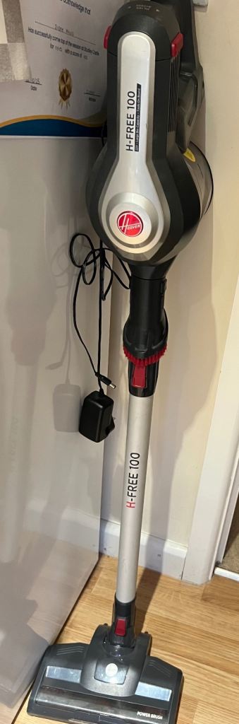 Hoover upright vacuum cleaner 