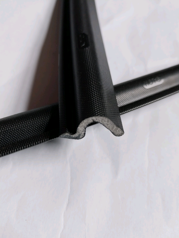 Shlegel Aquamac AQ89 Black Door Seals