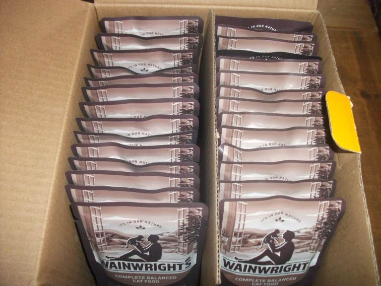 28 Pouches Wainwright's  White Fish Wet Food For  Adult Cats