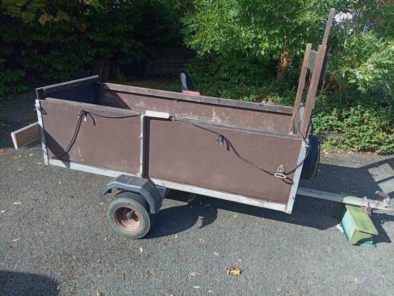 Solid car trailer 1 m X 2.2 m + 900 Drawbar