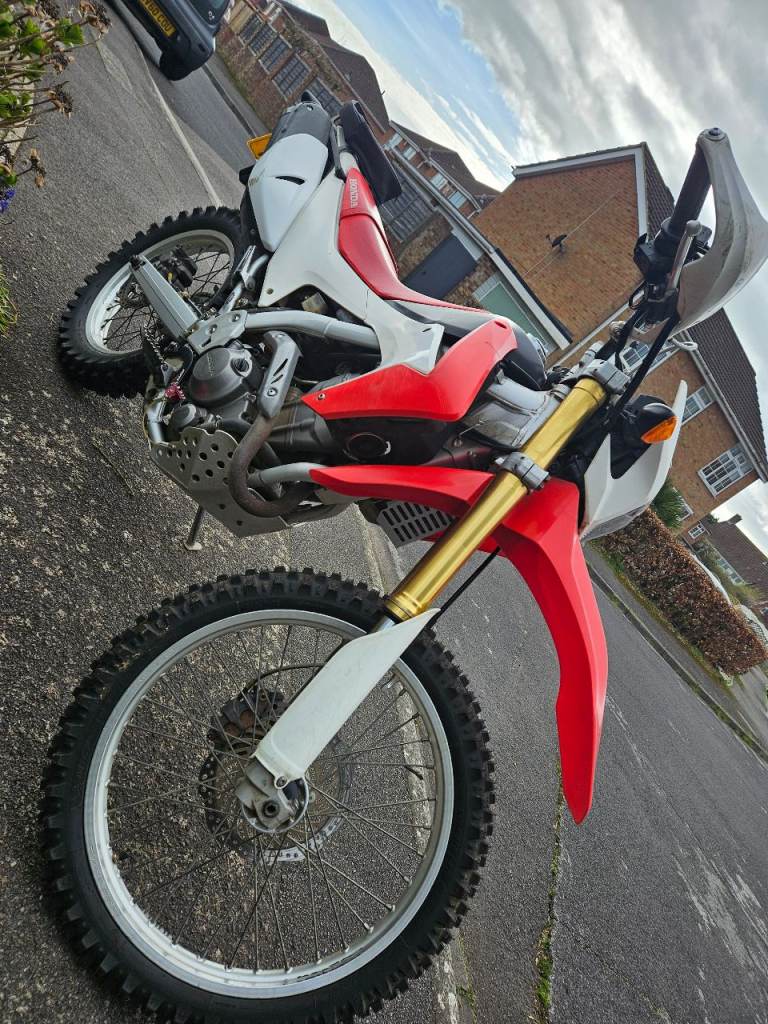 Lovely Honda Crf250 low mileage 
