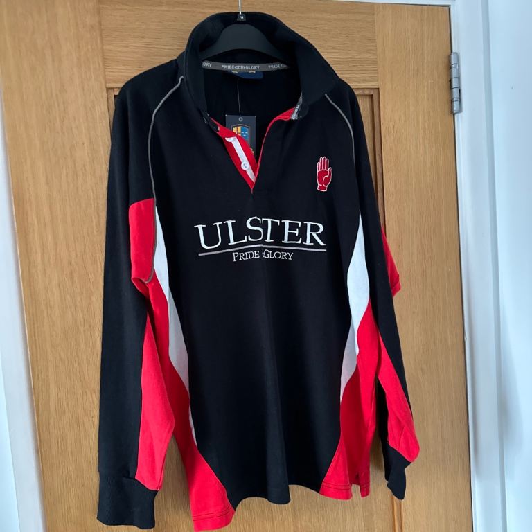 ULSTER RUGBY SHIRT SIZE MEDIUM BRAND NEW UNWORN “ PRIDE AND GLORY”