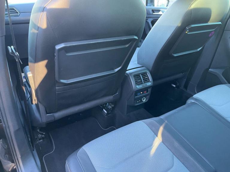 2020 Volkswagen Tiguan 1.5 TSI EVO R-Line Tech DSG Euro 6 (s/s) 5dr ESTATE Petrol Automatic