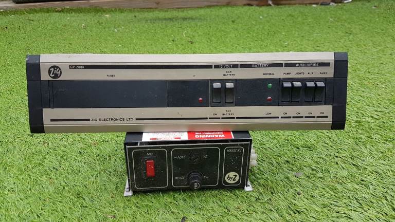 ZIG CP2000 with DCU-3, ZIG CP2000 with TX2000R battery chargers for camper caravan ect.