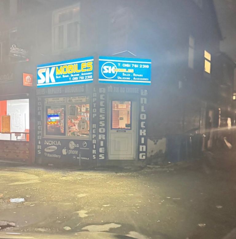 Established mobile shop in bury 