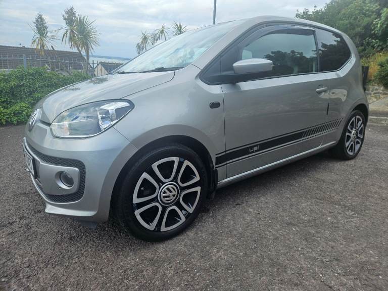 Volkswagen, UP, Hatchback, 2015, Manual, 999 (cc), 3 doors