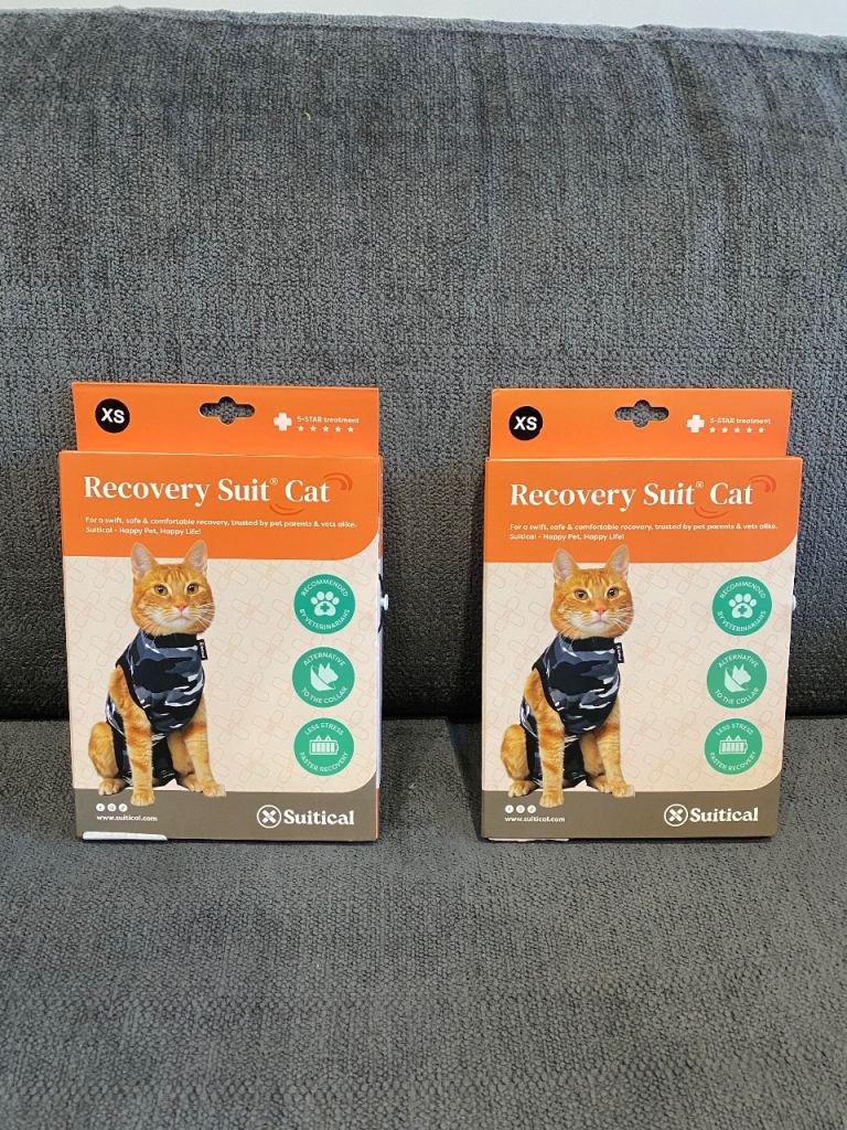 Suitcal Recovery Suit for cats X2 (XS)