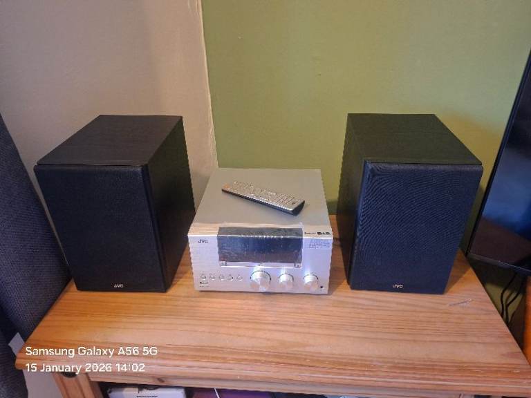 JVC HI-FI System DAB+ and Bluetooth and USB (AS NEW)