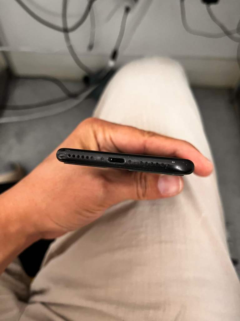 Iphone 7 in very good condition