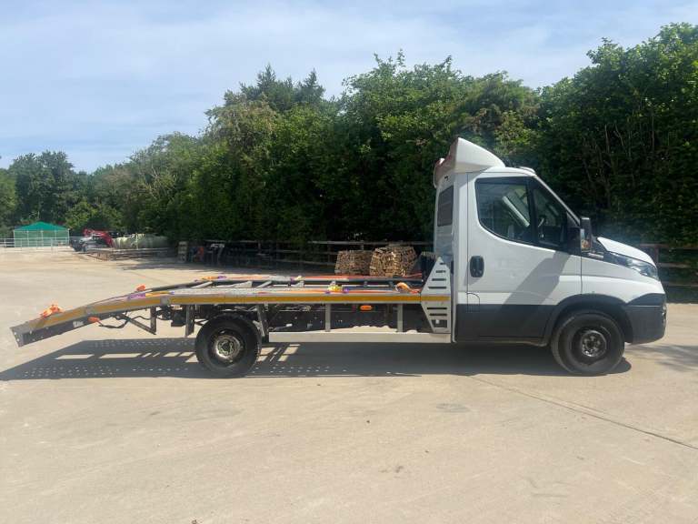 IVECO DAILY 2.3 TD 11V 35S 3000 2016