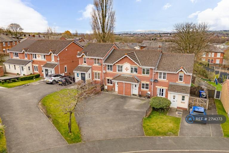 2 bedroom house in Greendale Drive, Radcliffe, M26 (2 bed) (#2714373)