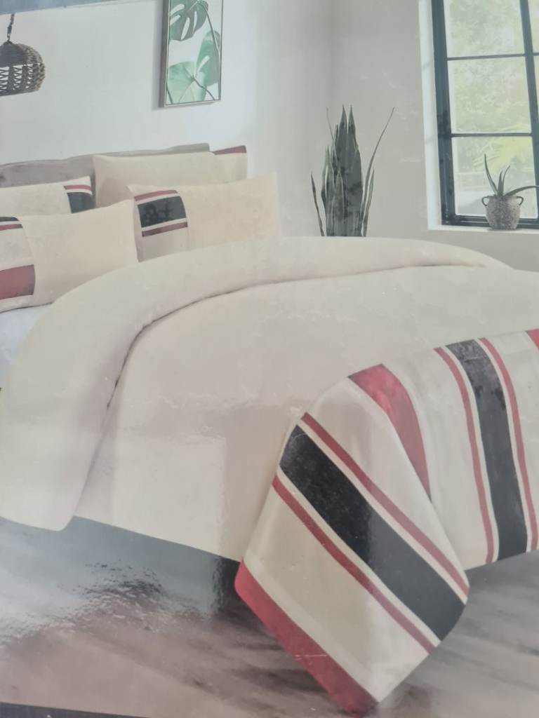 Cotton King luxury double duvet set - Brand New In Original Packaging