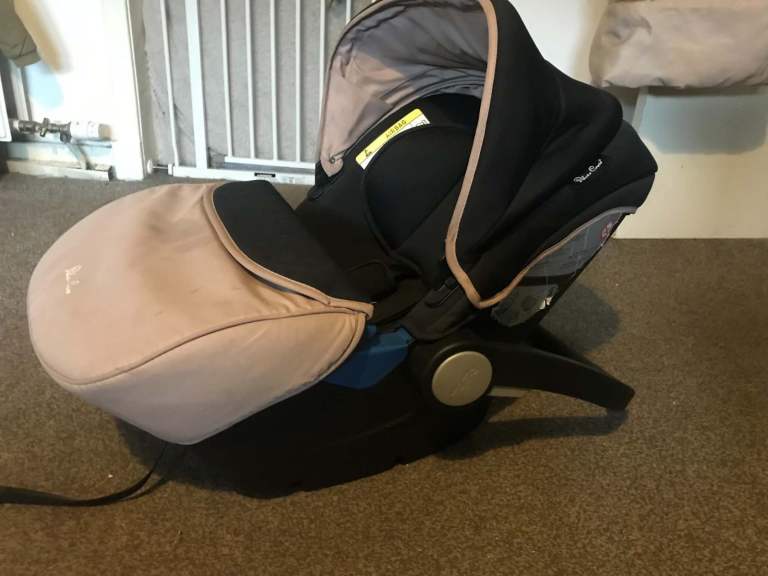 Silver Cross Pram and Car Seat Travel System - Good Condition