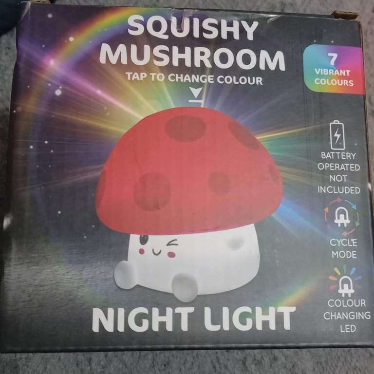 Squishy Mushroom Night Light 7 Colour Changing LED Bedroom/Desk Lamp