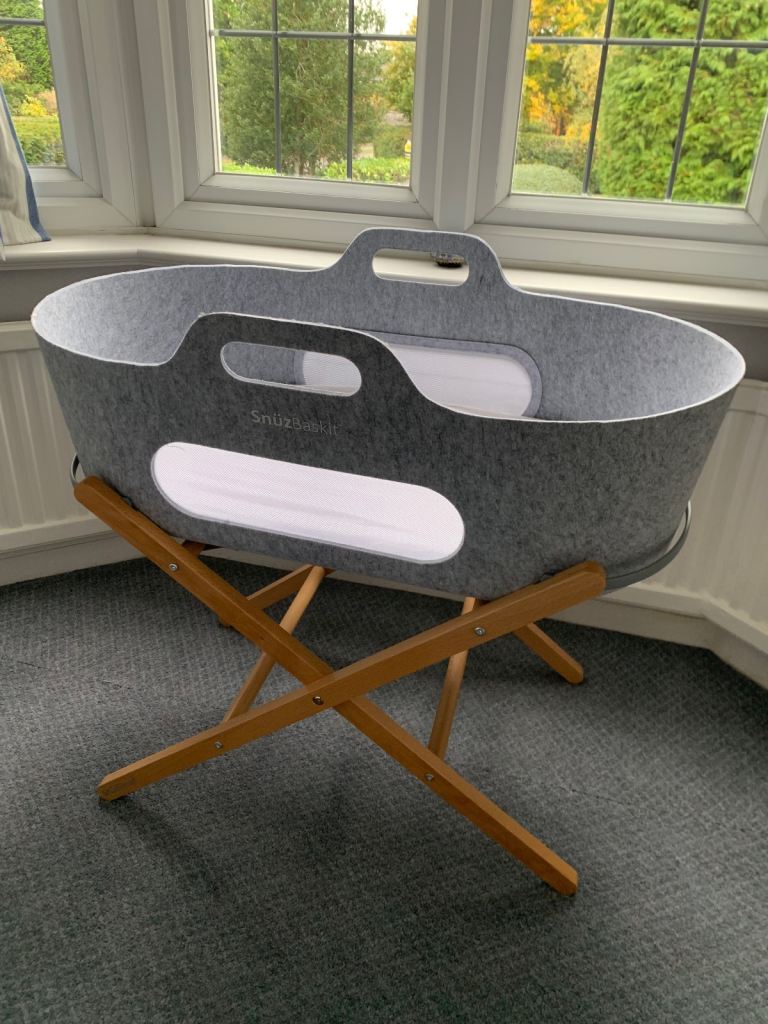 Snuzpod Moses basket