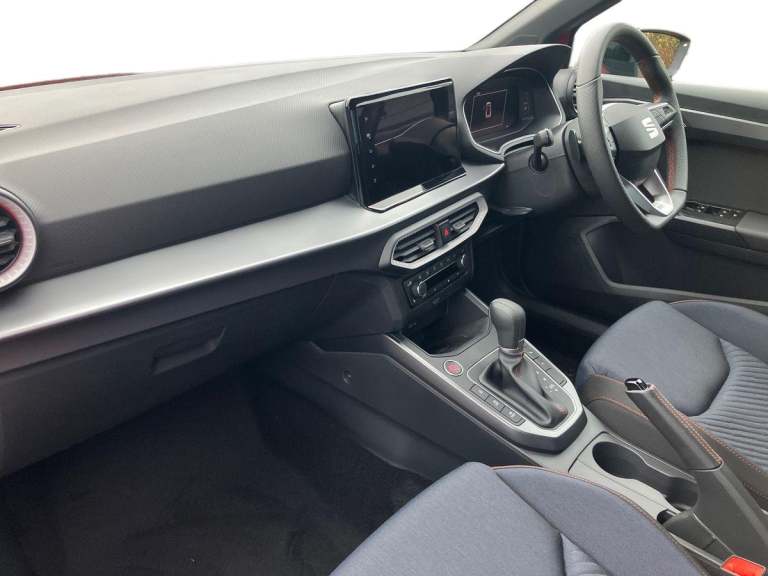 2025 SEAT Arona 1.0 TSI 115 FR Black Edition 5dr DSG Hatchback PETROL Automatic