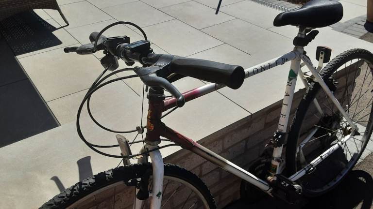 Old Pioneer Multicoloured Hybrid Bike – Good Condition, Ready to Ride