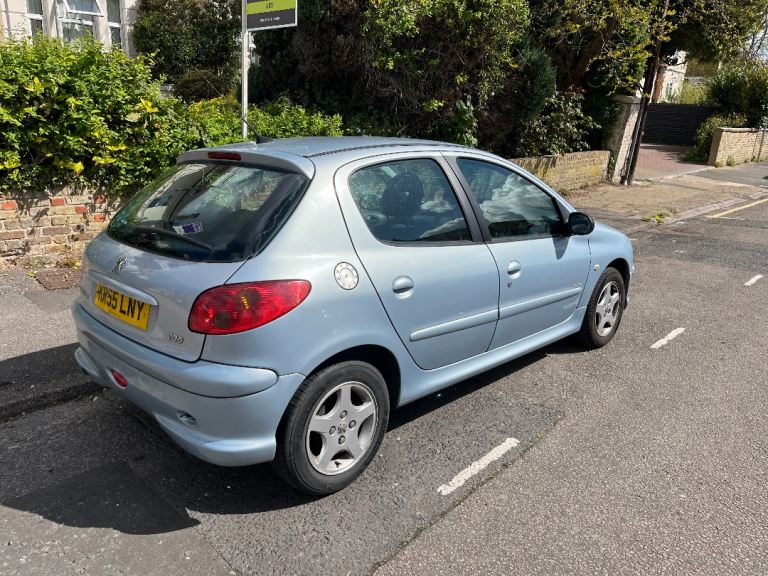 Peugeot 206 verve 1.4L quick sale! open to negotiations!