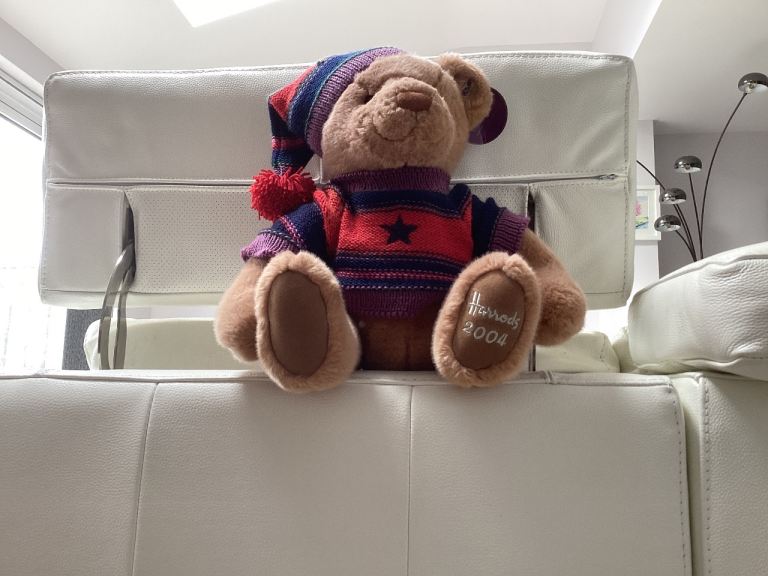 Harrods Christmas Teddy Bear with Knitted Hat and Jumper – ( Thomas )As Good As New