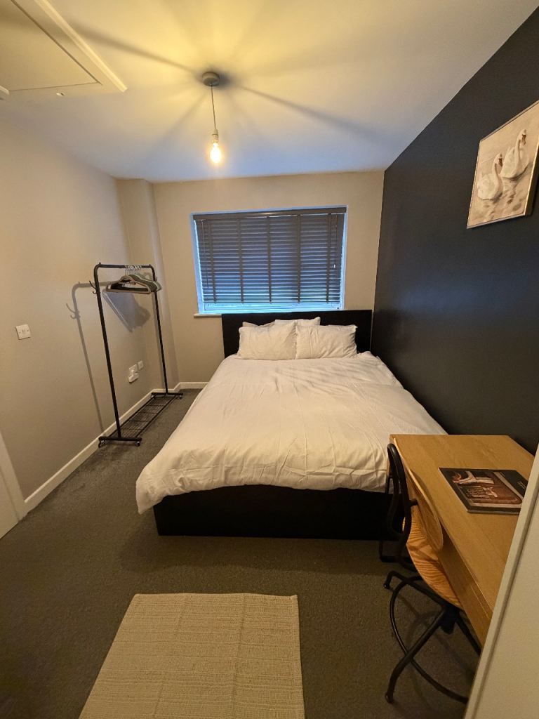 Furnished Double Room | Bills Included | Parking |