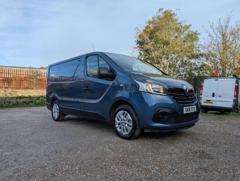 2016 Renault Trafic 1.6 dCi ENERGY 27 Sport SWB Standard Roof Euro 5 (s/s) 5dr PANEL VAN Diesel M...