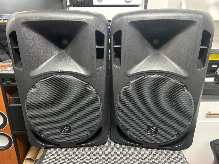 PAIR Studiomaster Drive 12A Active PA DJ speakers. 310 watts RMS