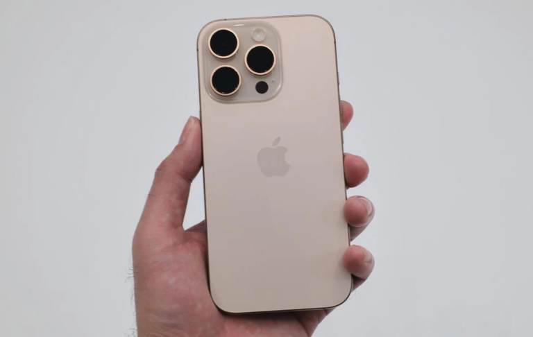 Like New Used Apple Iphone 16 Pro Max Unlocked One Year Warranty 