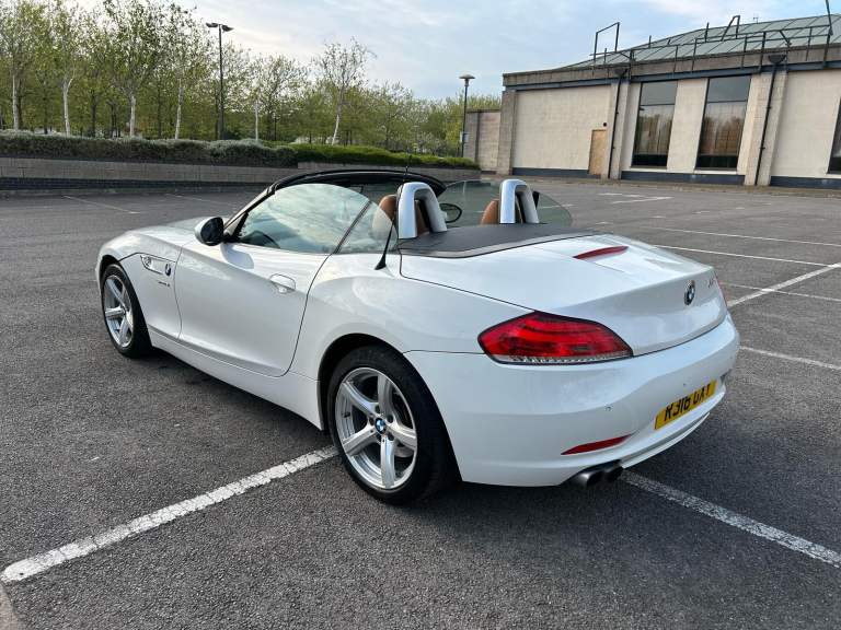 BMW, Z4, Convertible, 2016, Semi-Auto, 1997 (cc), 2 doors