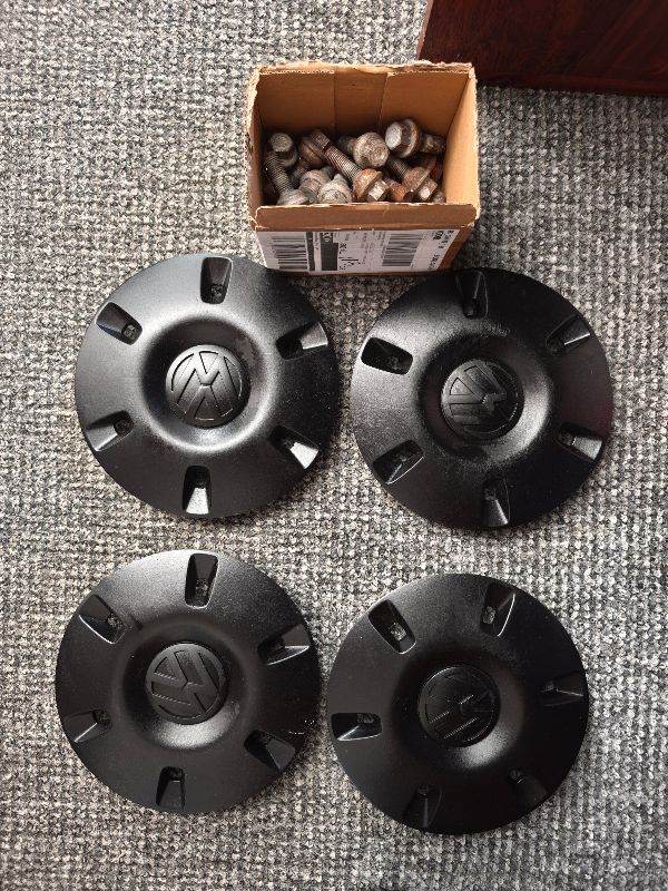VW Crafter centre wheels caps + bolts