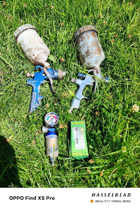 Clarke HVLP spray guns with accessories