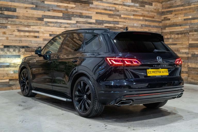 2021 Volkswagen Touareg 3.0 Touareg V6 Black Edition TDI Auto 4WD 5dr SUV Diesel Automatic