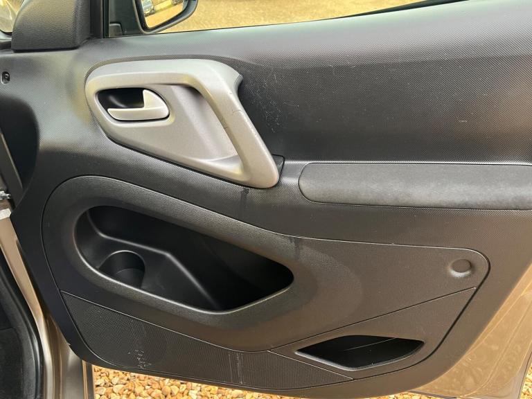 2017 Citroen Berlingo 1.6 BlueHDi Flair Multispace MPV ETG6 Euro 6 (s/s) 5dr MPV Diesel Automatic