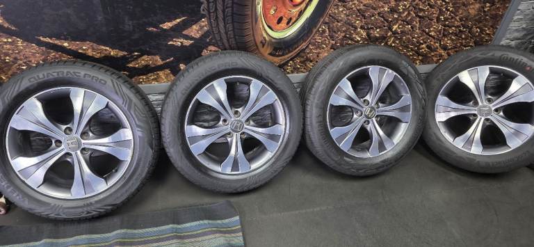 Honda Genuine 18 alloy wheels + 4 x tyres 225 60 18