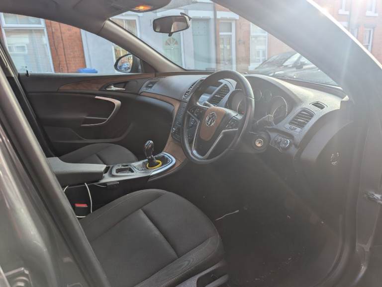 Vauxhall, INSIGNIA, Hatchback, 2012, Manual, 1956 (cc), 5 doors