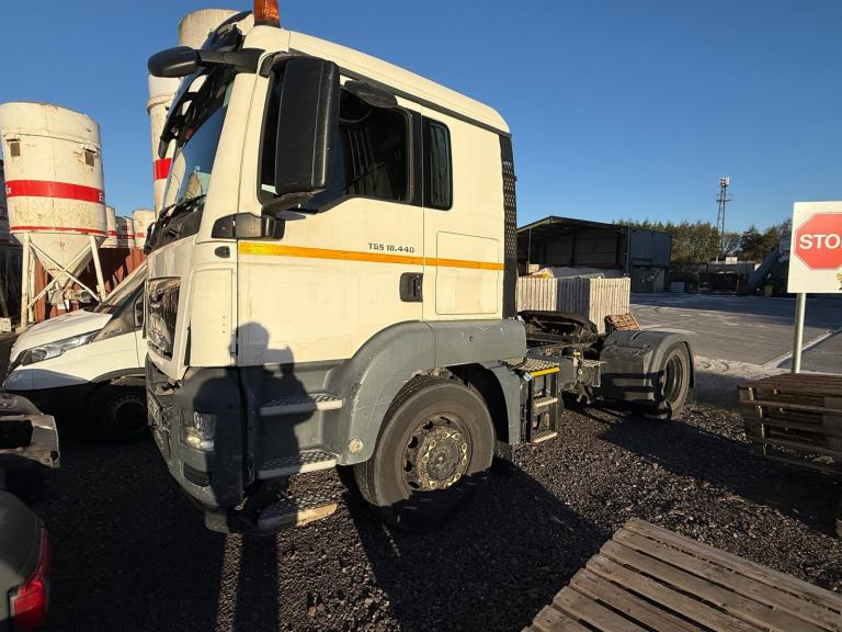 MAN/ ERF TGS 4x2 Artic Units 