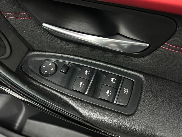 2017 BMW 3 Series 2.0 330e 7.6kWh Sport Auto Euro 6 (s/s) 4dr SALOON Petrol/Electric Hybrid Autom...